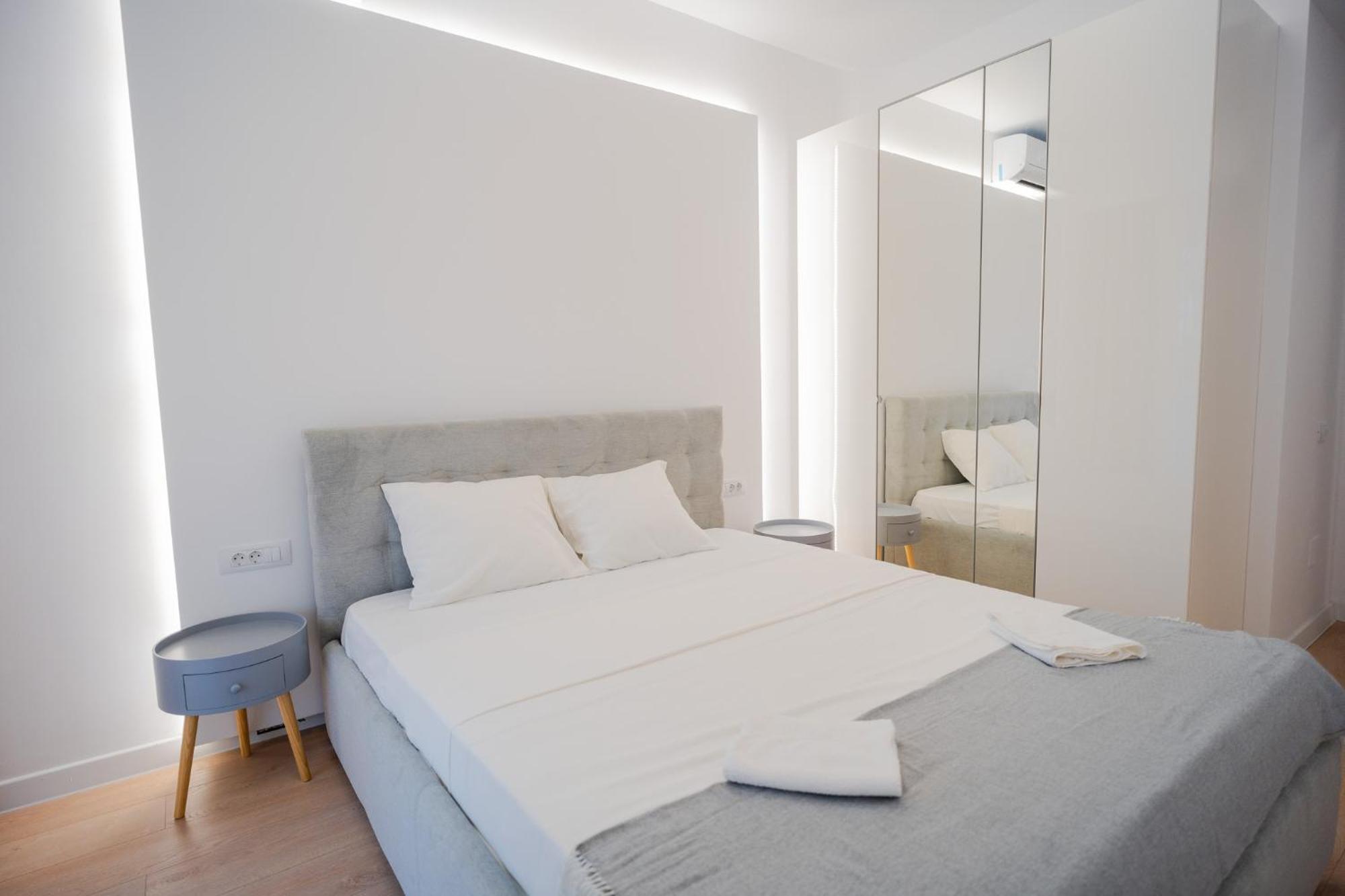 Amazing View Apartments - Iuliu Maniu & Politehnica Park Βουκουρέστι Εξωτερικό φωτογραφία