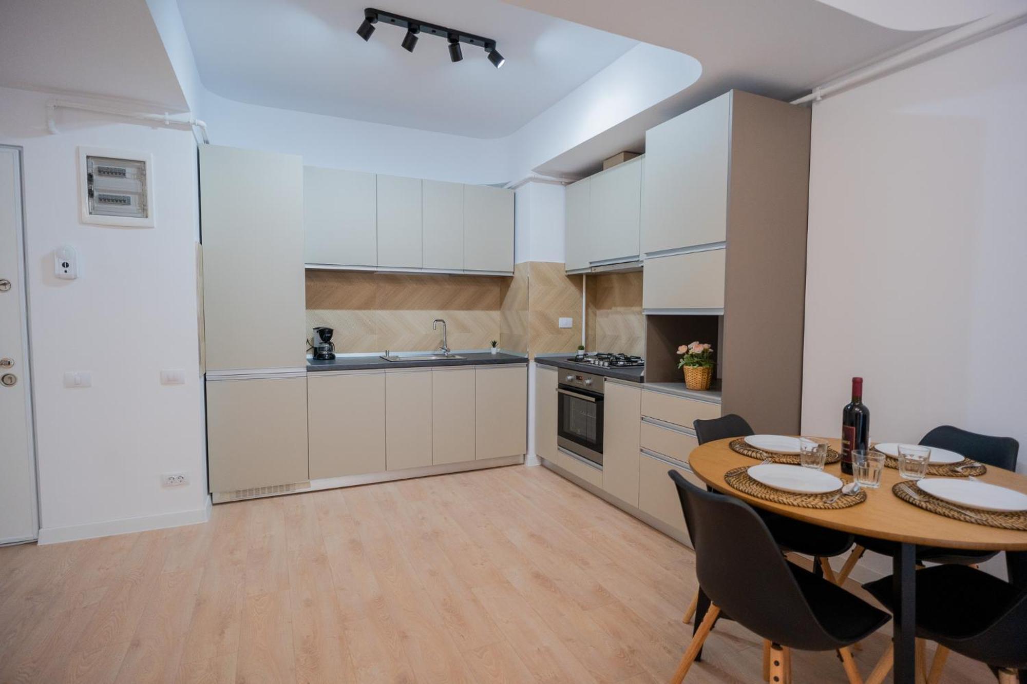 Amazing View Apartments - Iuliu Maniu & Politehnica Park Βουκουρέστι Εξωτερικό φωτογραφία
