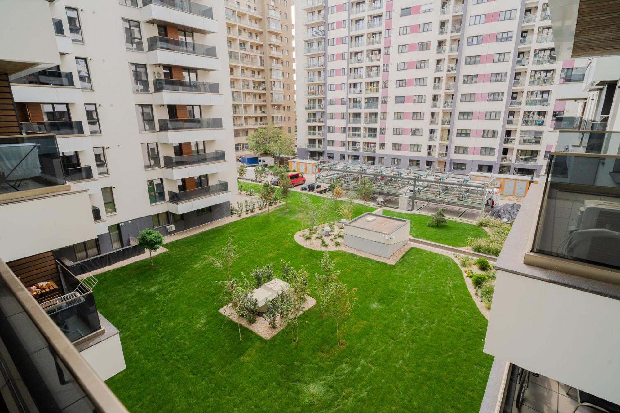 Amazing View Apartments - Iuliu Maniu & Politehnica Park Βουκουρέστι Εξωτερικό φωτογραφία