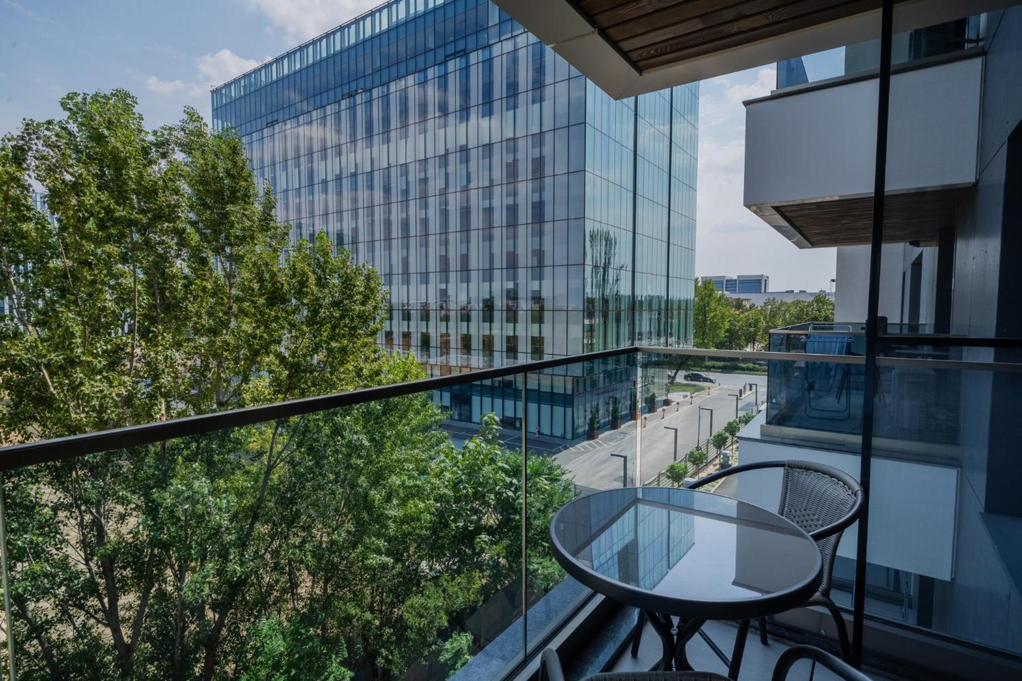 Amazing View Apartments - Iuliu Maniu & Politehnica Park Βουκουρέστι Εξωτερικό φωτογραφία